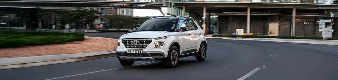 צילום רכב על הכביד - צילום מקדימה באנר רחב