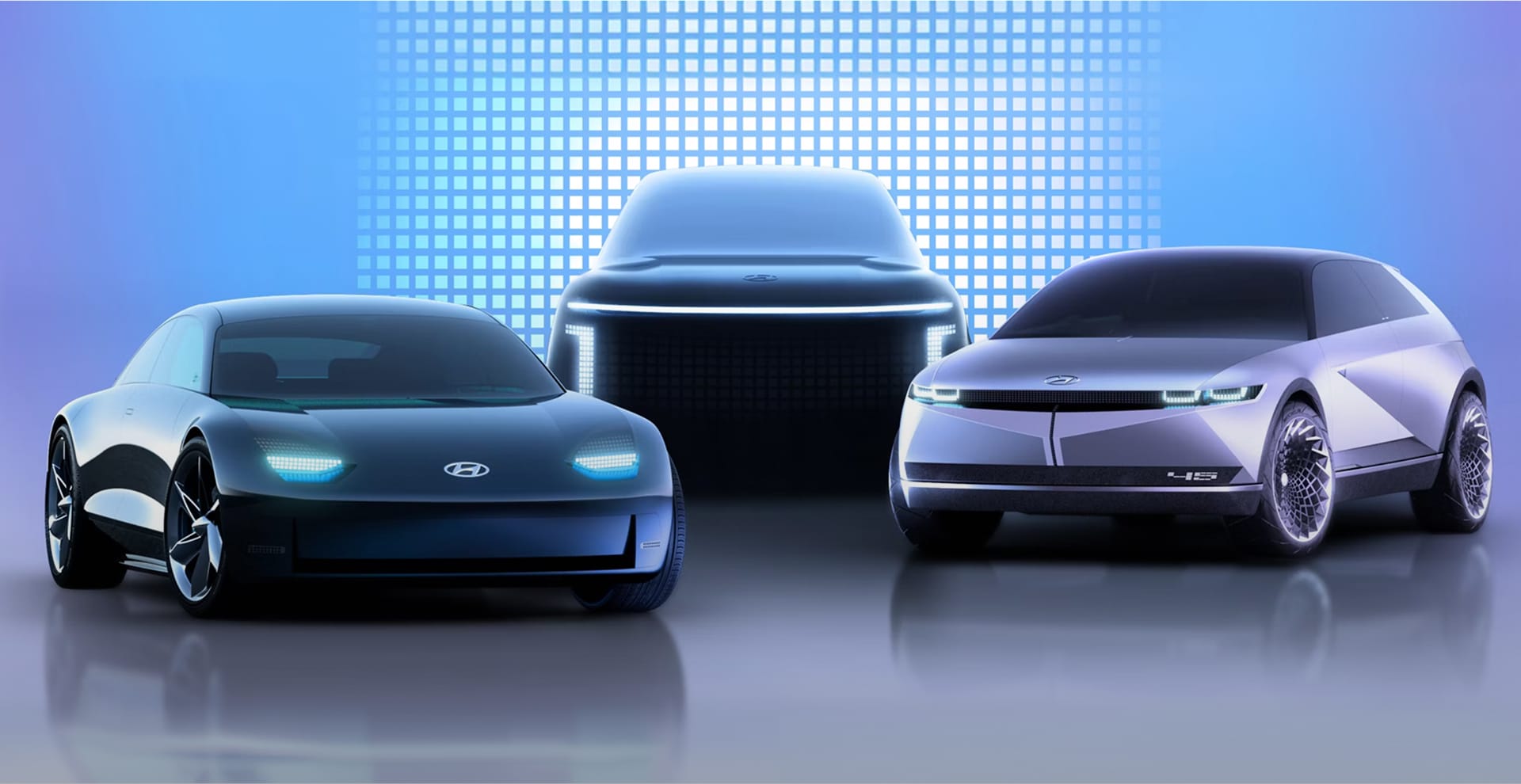 דגמי קונספט חשמליים מסדרת איוניק (Ioniq) העתידית.