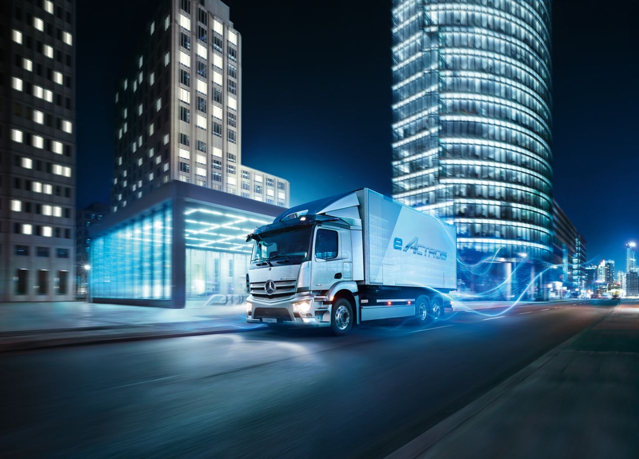 משאית מרצדס אקטרוס