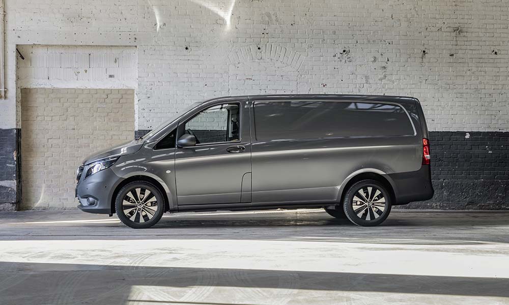 מרצדס ויטו מונית מסחרית אפורה