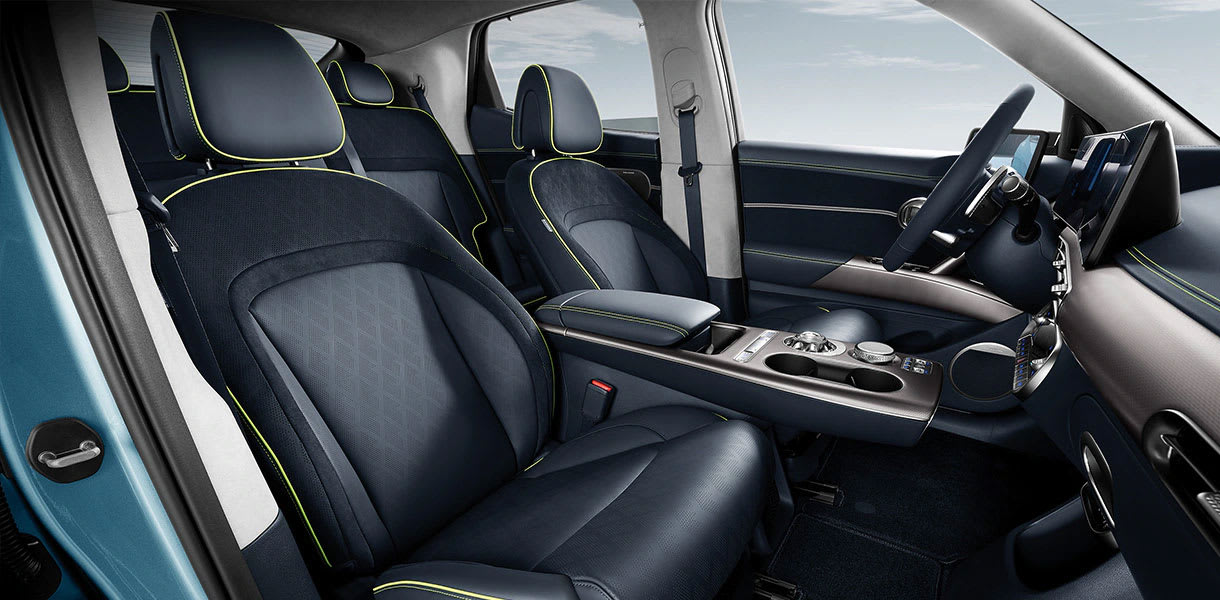 מושבים רכב יוקרה ג'נסיס GV60