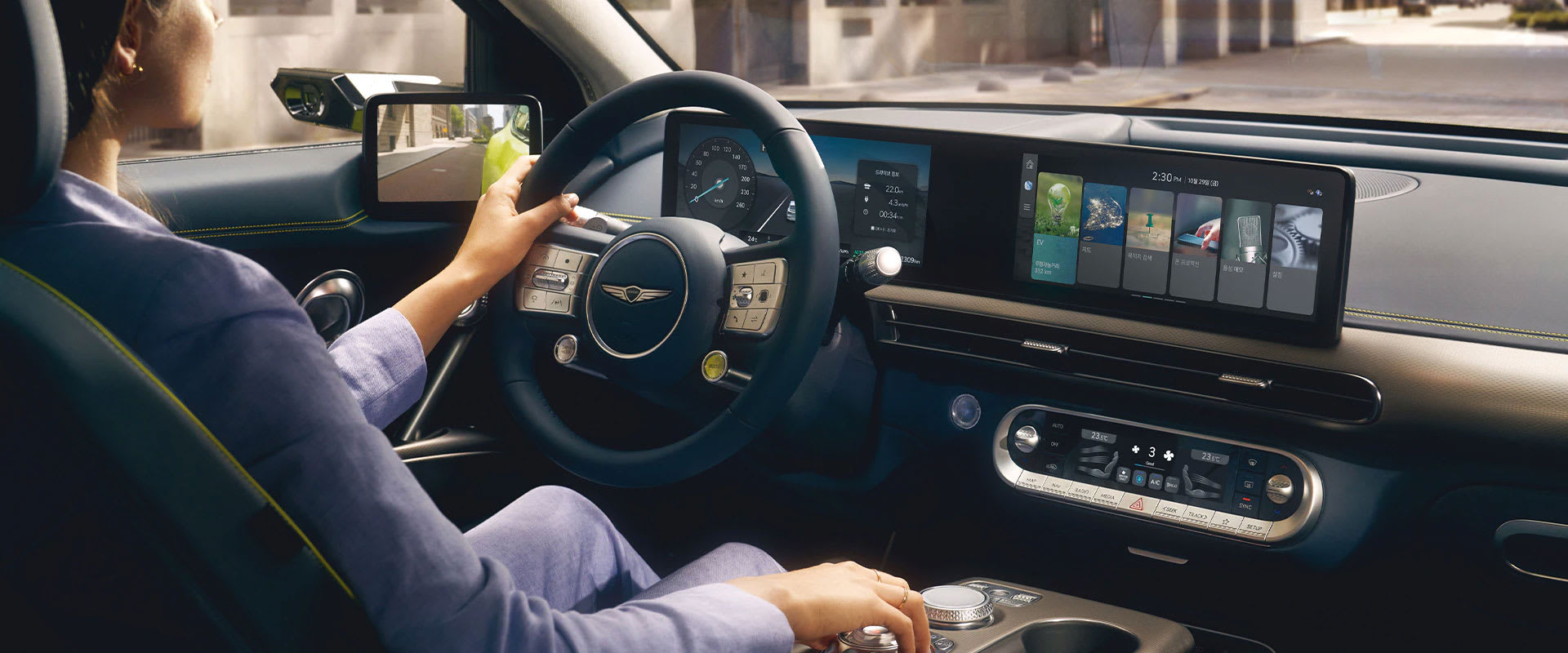 רכב יוקרה ג'נסיס GV60