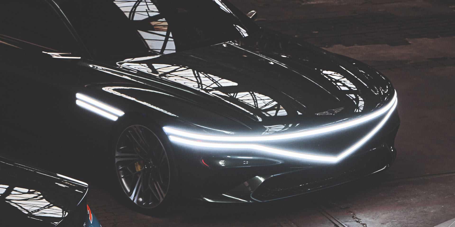 דגם ג'נסיס שחור - חוויית נהיגה חכמה ואישית