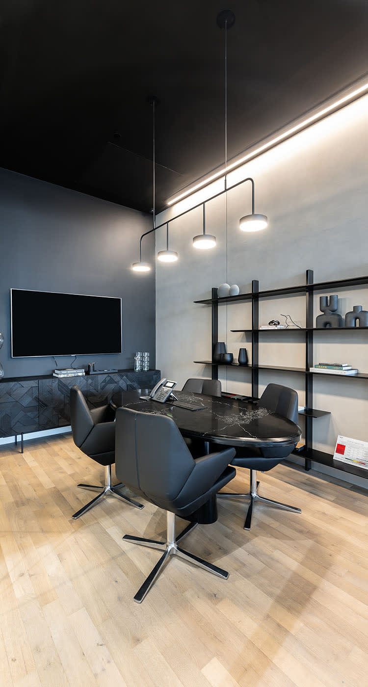 סוכנות רכבי יוקרה - משרדים הרצליה