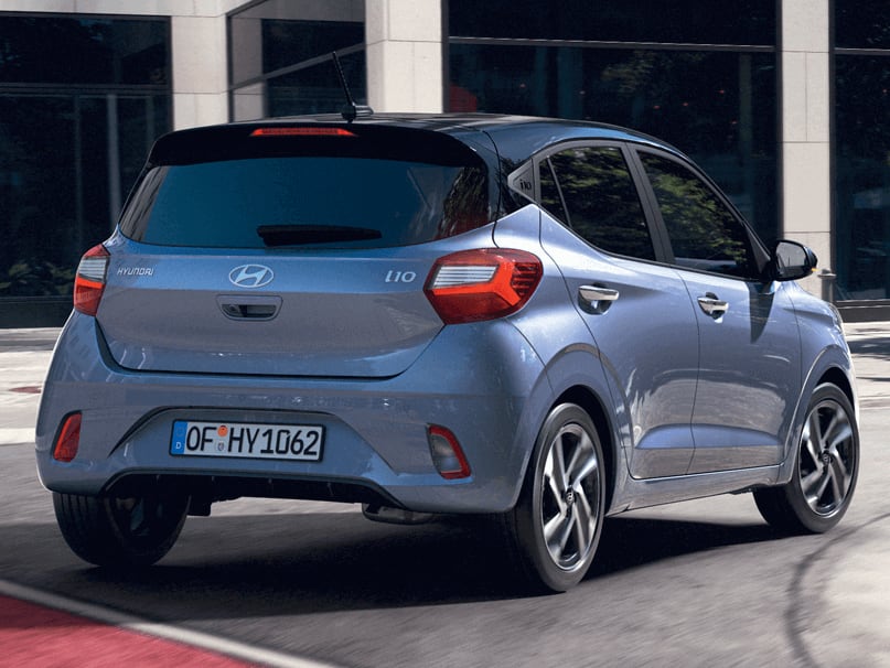 יונדאי I10 צבע תכלת צילום אחורי צד שמאל