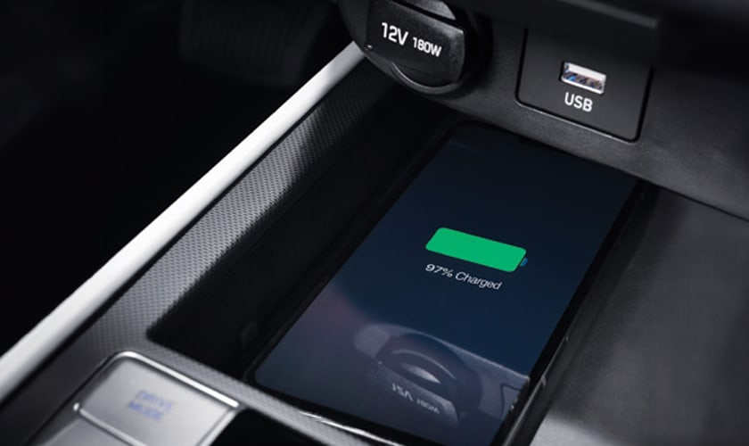 טעינה אלחוטית בELANTRA Hybrid