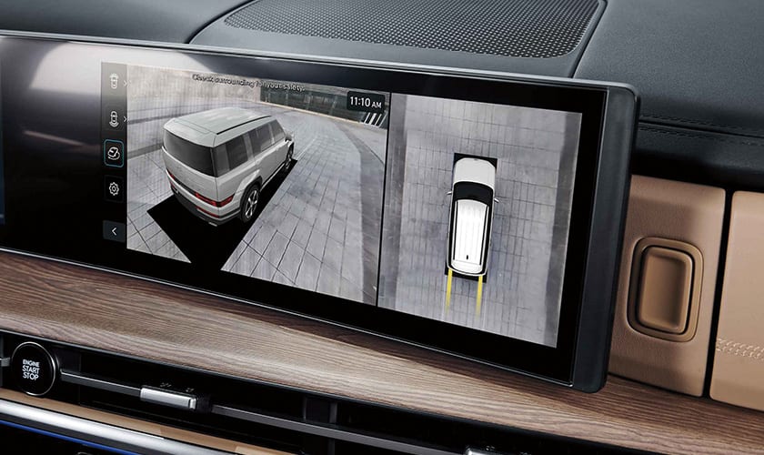 הדמיה של הרכב בצג מולטימדיה ברכב