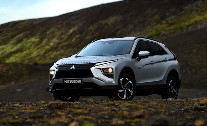 רכב פלאג אין Mitsubishi Eclipse cross