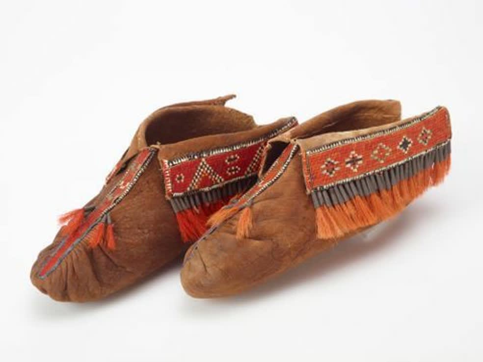 18th century moccasins