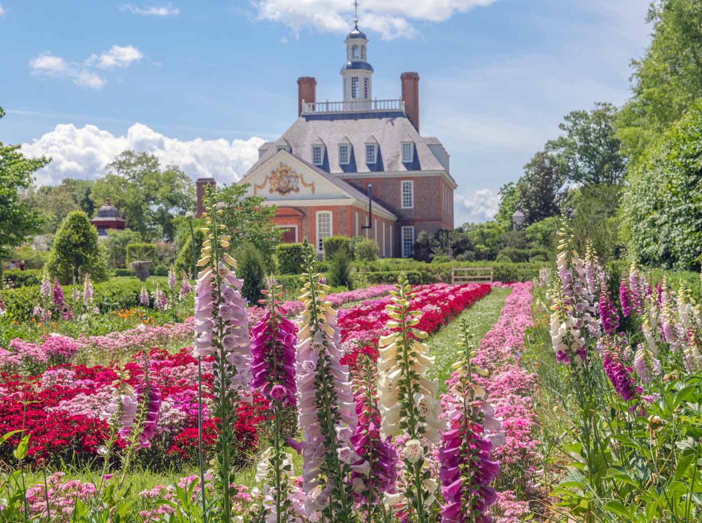 colonial williamsburg house tours