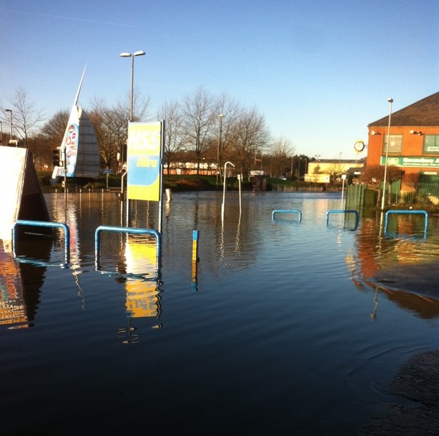 Flooding at Cardigan Fields Retail Park, Kirkstall on Boxing Day 2015. Credit: Nick Hunt