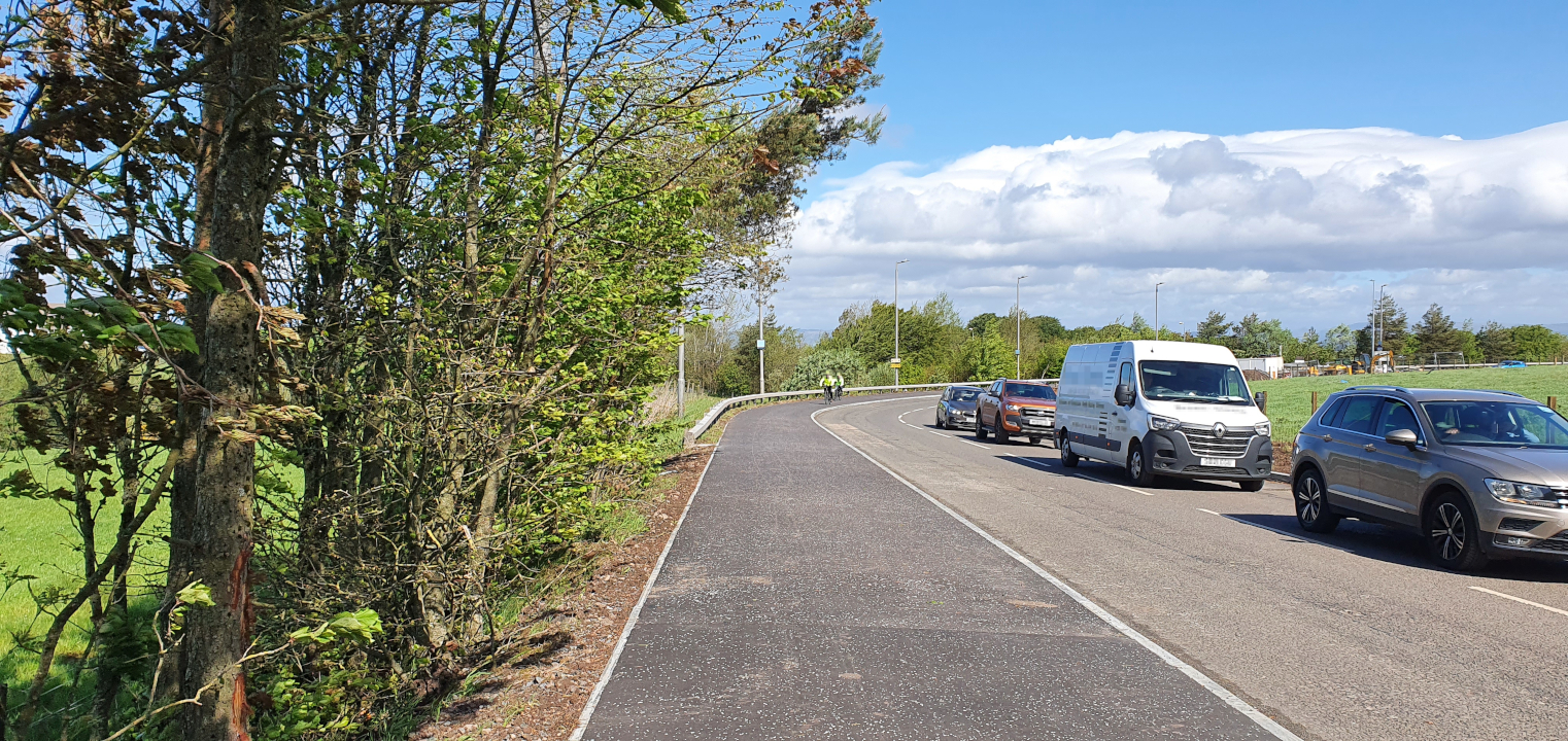 Photograph of 3 metre wide path alongside road intended for shared use by people walking and cycling