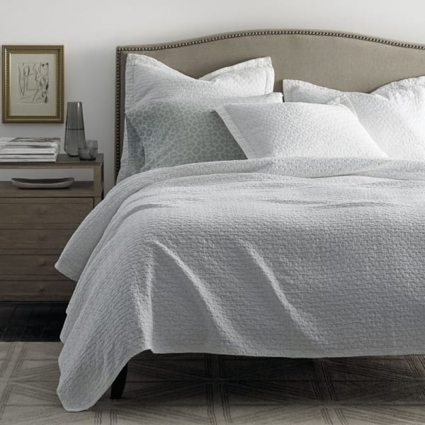 Beekman Cotton Matelassé Coverlet