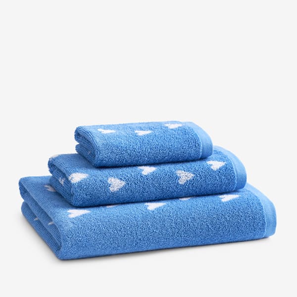 26 Hand Towels You'll Be Drying To Get Your Hands On