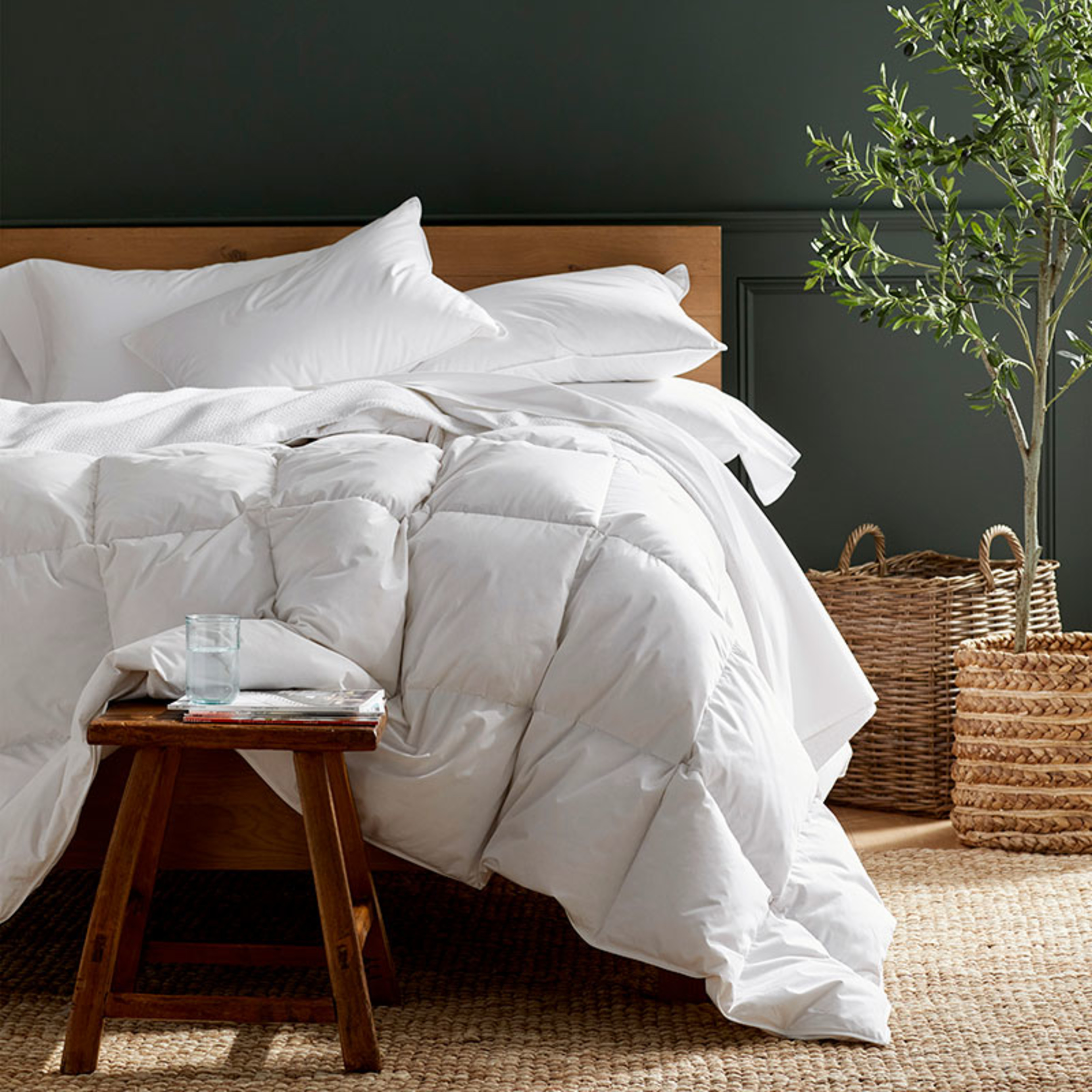 The Company Store Legends Hotel Down Comforter - Thumbnail 2