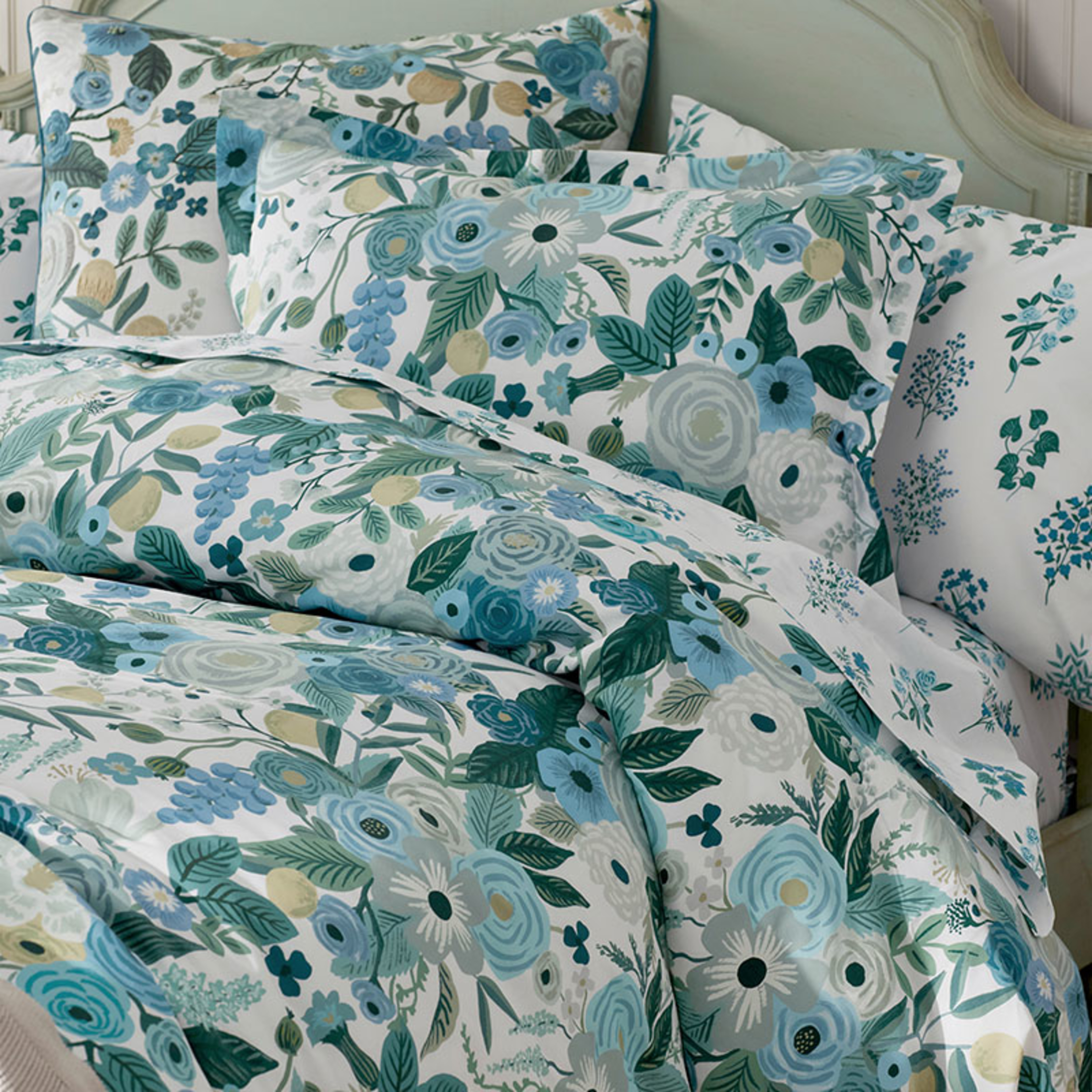 Rifle Paper Co. Garden Party Comforter - Thumbnail 4