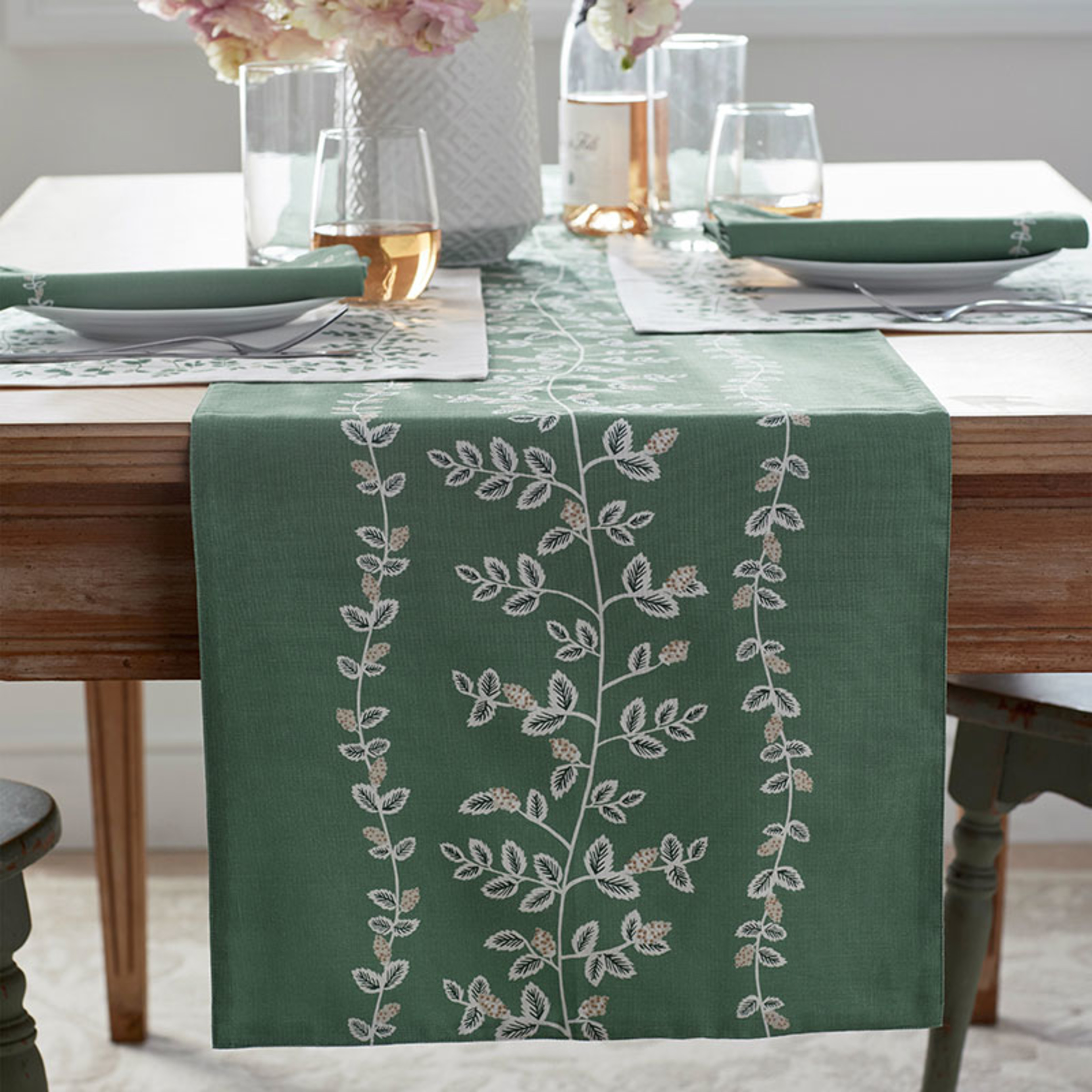Rifle Paper Co. Climbing Vines Table Runner - Thumbnail 5
