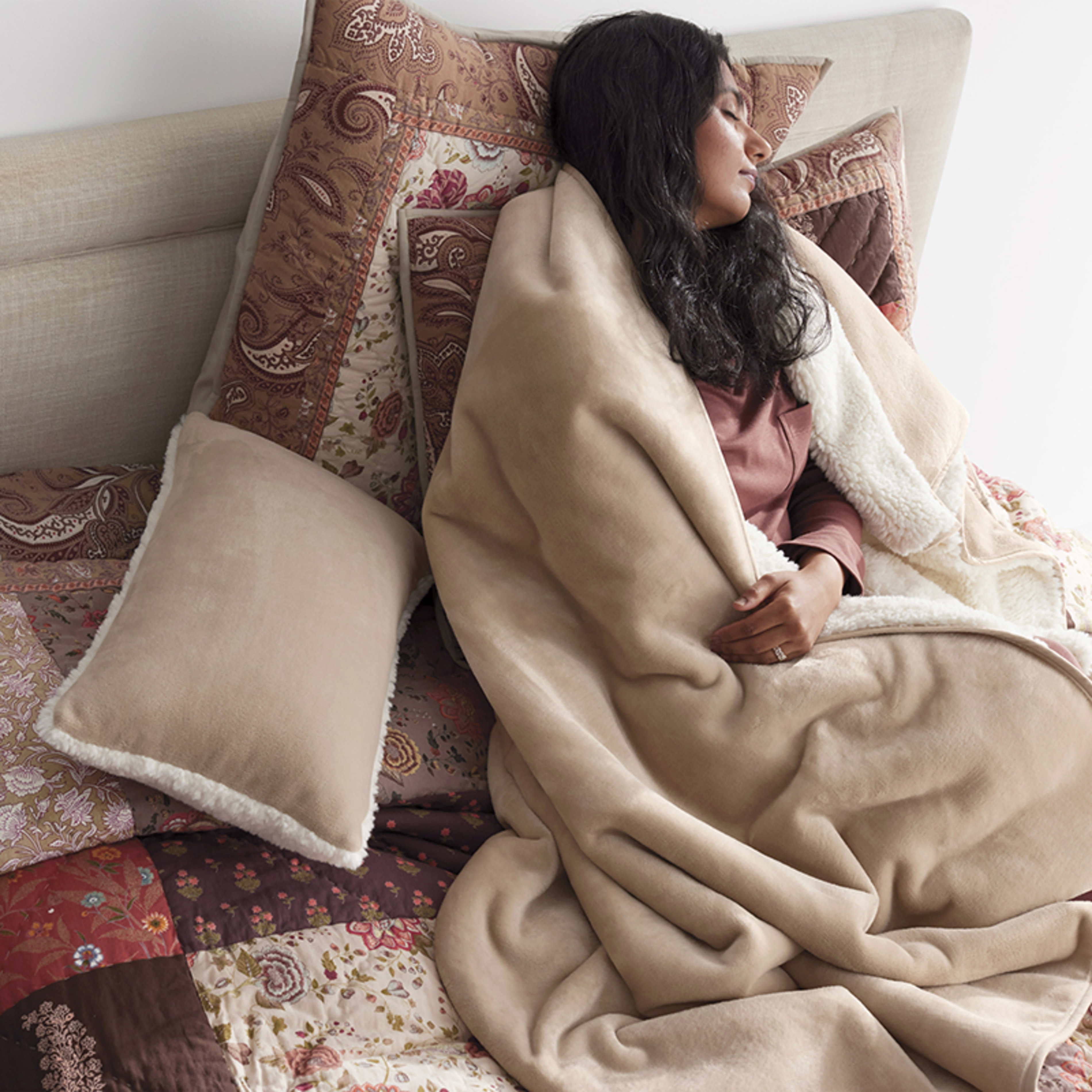 Company Cotton Throw - Thumbnail 3