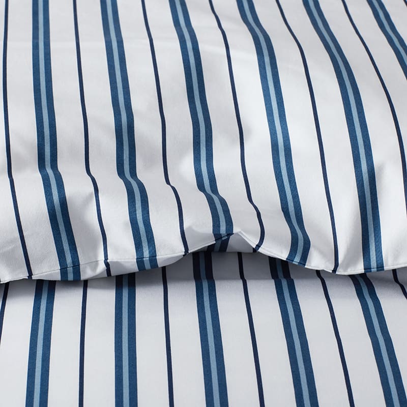 Classic Vertical Stripes Kids' Comforter Set