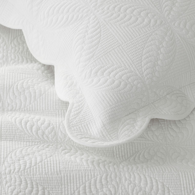 Scalloped Lightweight Leaf & Diamond Quilted Sham | The Company Store