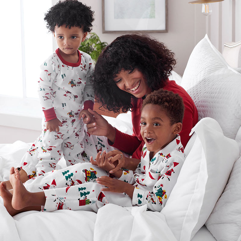 Organic Kids' Snug-Fit Print Pajamas Set