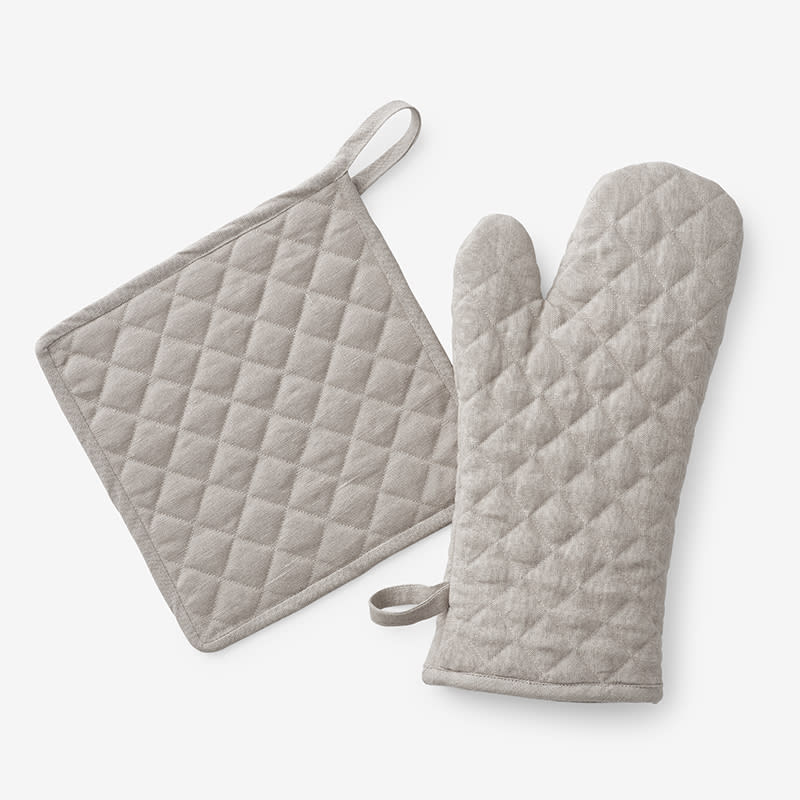 Solid Linen Potholder & Oven Mitt Set - Beige | The Company Store