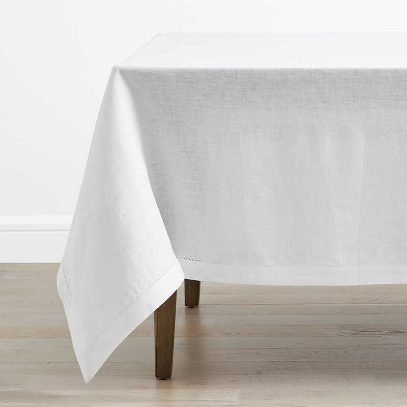 Tablecloth store store