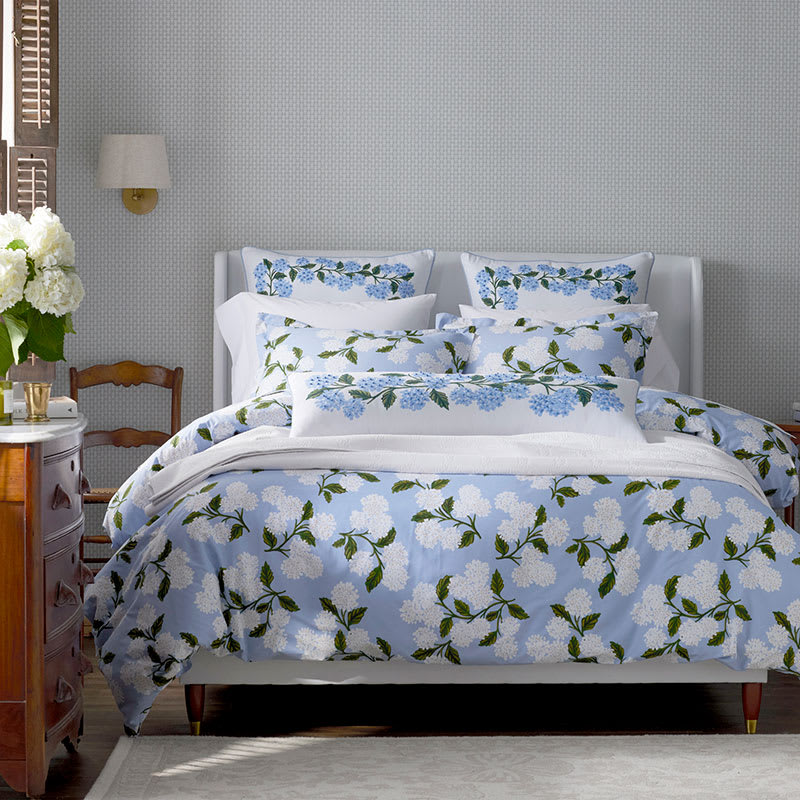 Hydrangea Decorative Lumbar Pillow Cover