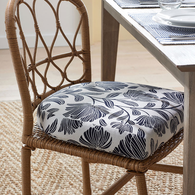 Tufted contour chair cushion 2025