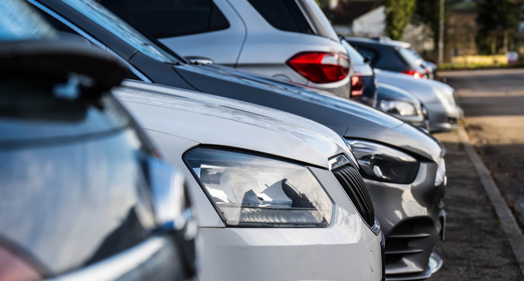 Parallel and reverse parking: how it works