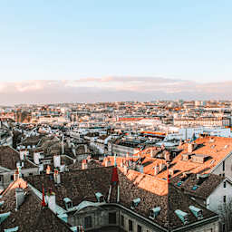 centre ville de Genève depuis le sommet de la cathédrale