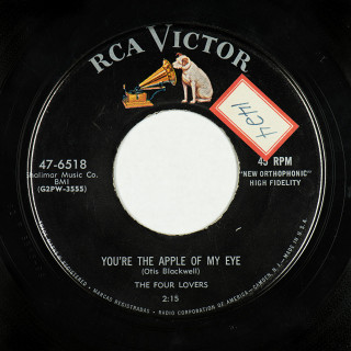 Vocal Group 45: The Four Lovers - You're The Apple Of My Eye // The Girl In My Dreams - RCA Victor (USA) 7" 47-6518 (la/pr-v2.2.1) (1956)
