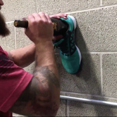 Makeshift Corkscrew: Man Hacks