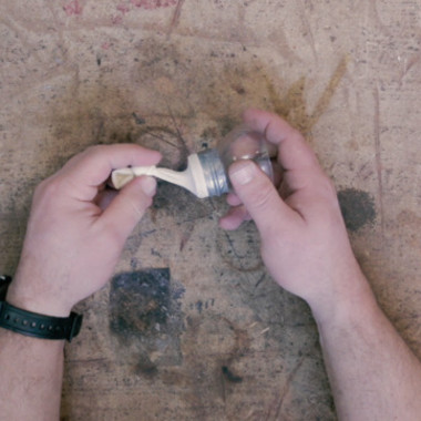 Plastic Bottle Slingshot: Man Hacks