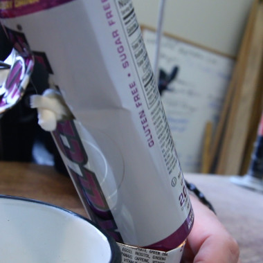 Soda Can Popcorn: Man Hacks