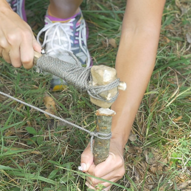 Stick, Rock, Paracord: DIY Hammer