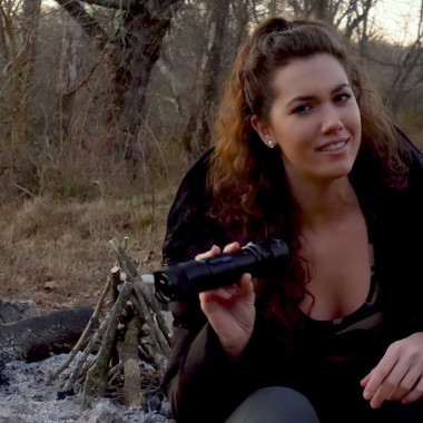 Does Wicked Lasers’ Fire-Starting Flashlight Actually Work?