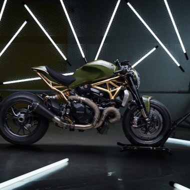 2017 Ducati Monster 1200 R “DA#15” | Mod Madness