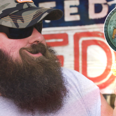 Alabama Boss Fries Up a Pimento Cheese-Stuffed Pickle | Deep Fried