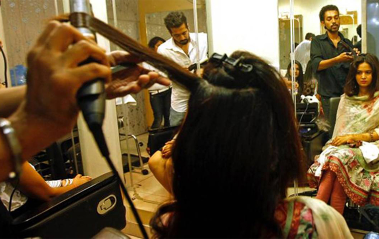 Except Chennai, Tamil Nadu re-opens salons