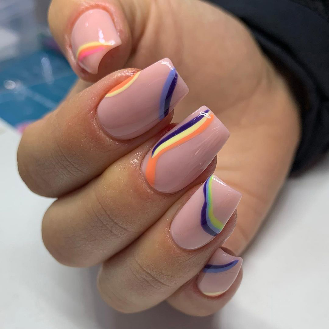 TRENDING TECHNIQUE:-RUSSIAN MANICURE