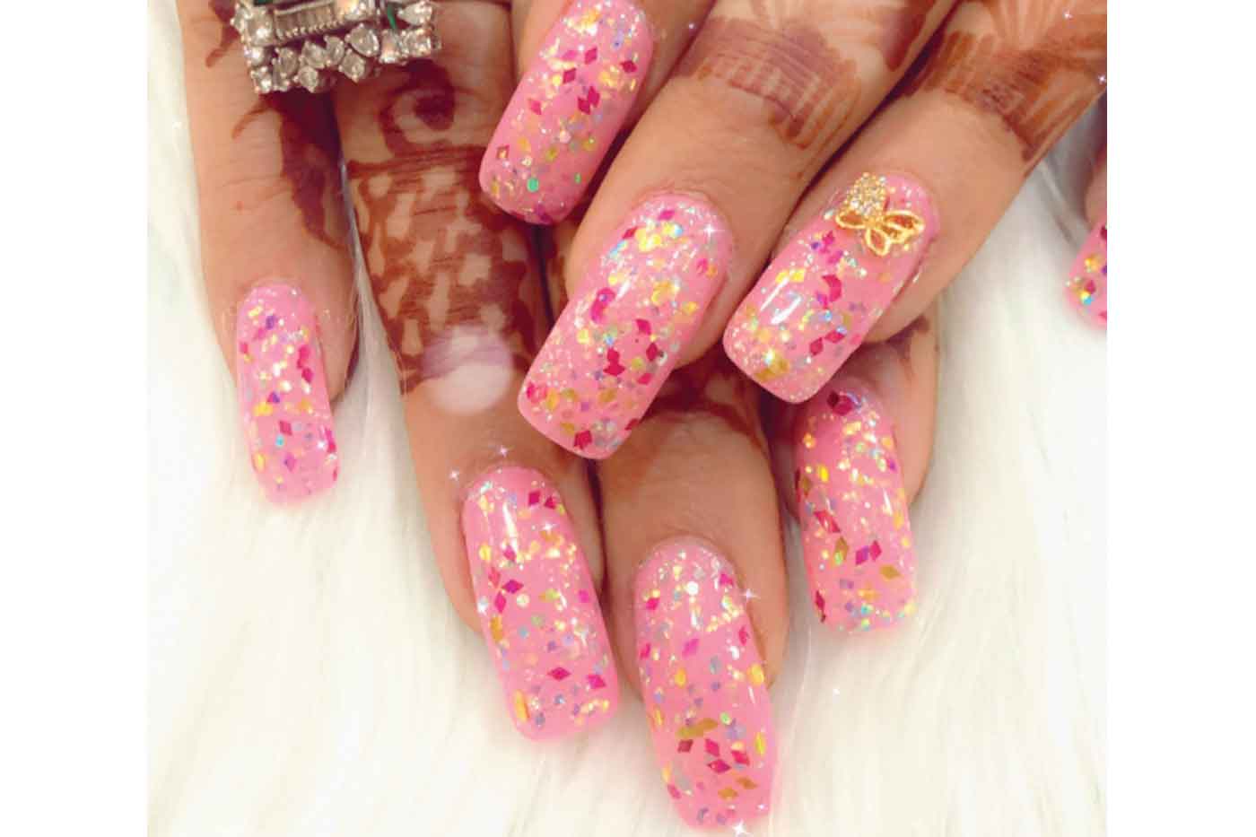 Stunning Nail Art Ideas For An Indian Bride - FashionBuzzer.com