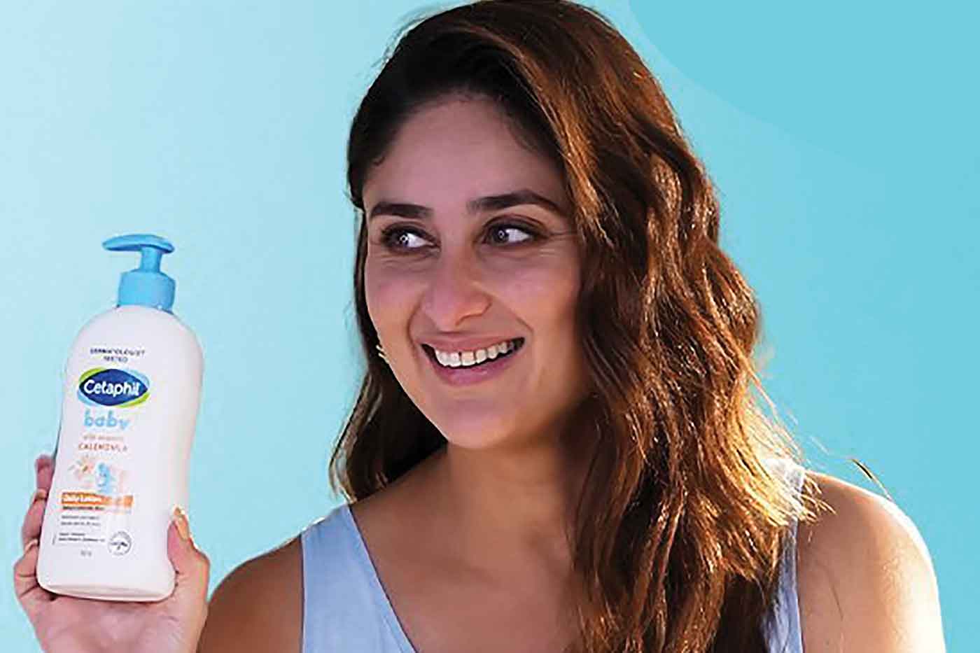 KareenaKapoor Khan signed as the Brand ambassador for Cetaphil