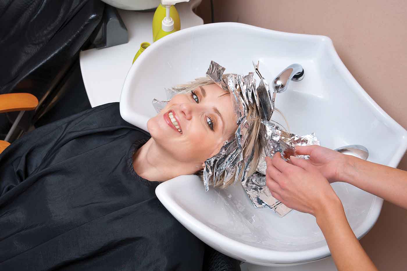 The Do's and Dont's of Hair Foil Application