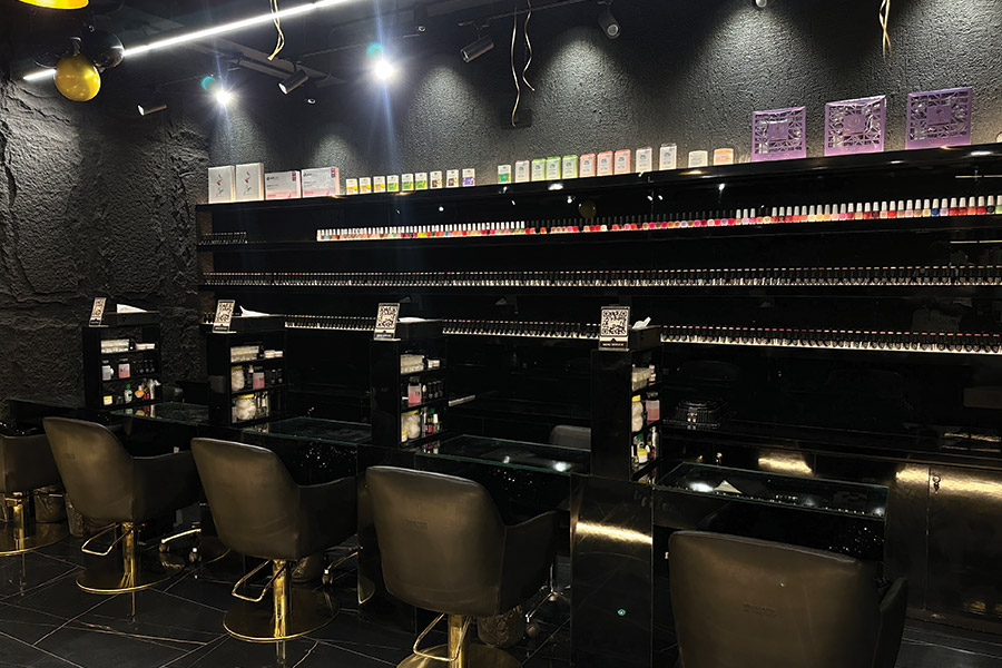 qui yasuka nail salon｜TikTok Search