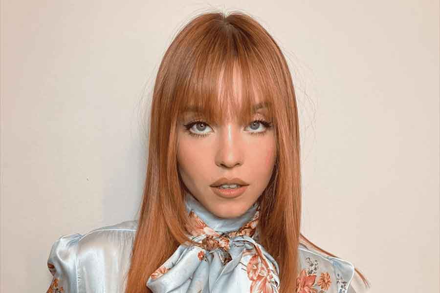 Copper Gold: A Playful Radiance