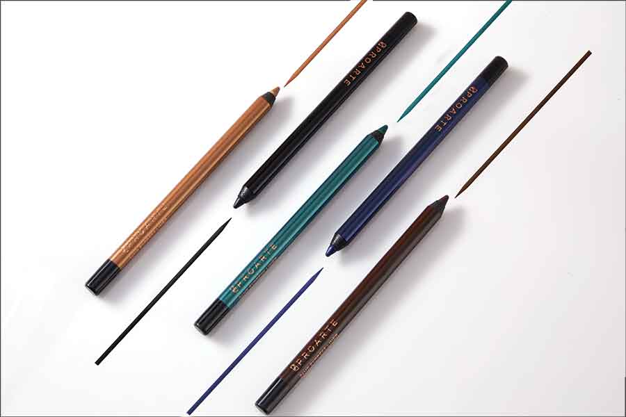 Proarte's Light Gold 24-Hour Express Eye Liner