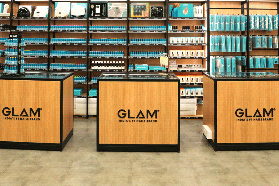 Glam Unveils Nail Art Paradise