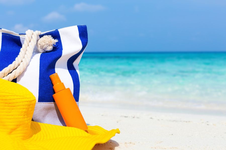 Minimalistic Travel Skincare Kit This Summer