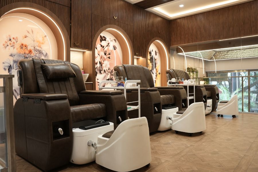 Envi Salons Unveils New Luxury Hub in Chandivali, Mumbai